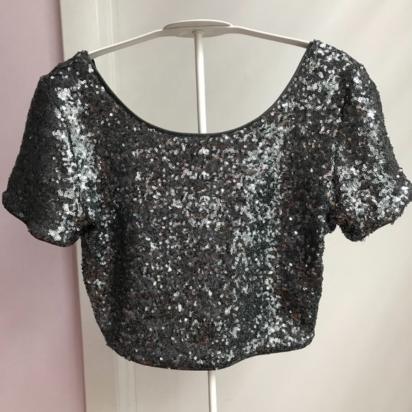 Forever 21 Tops - Forever 21 Gray Sequined Crop Top